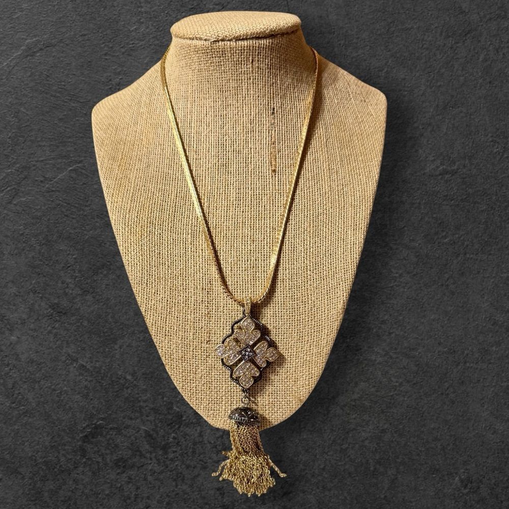AVON Elegant Vintage Necklace Goldtone Micro Pave Crystal Tassel Pendant 16”